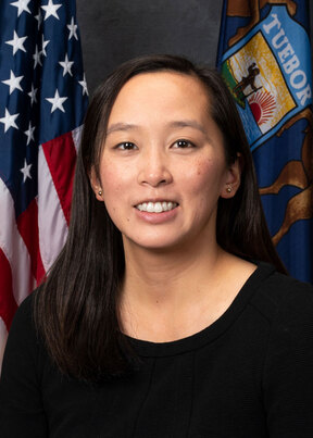 Photo of Sen. Stephanie Chang